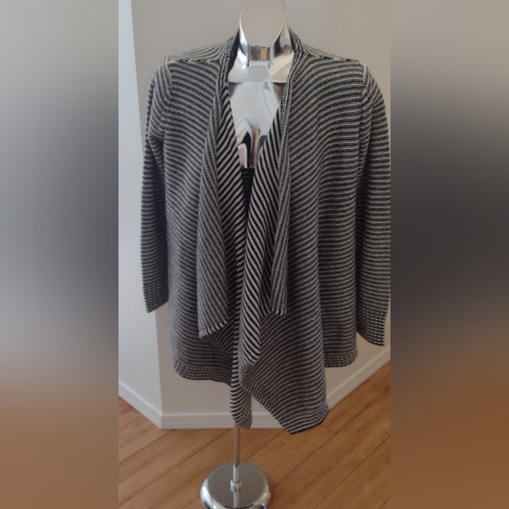 Merona open front waterfall cardigan ptp 22"